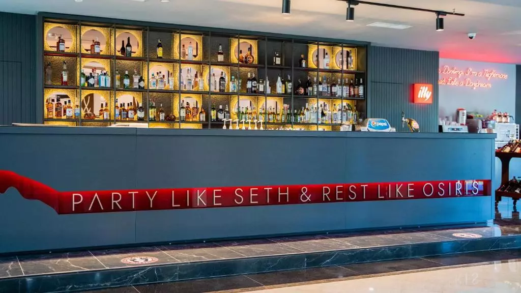 بار هتل آمون آنتالیا